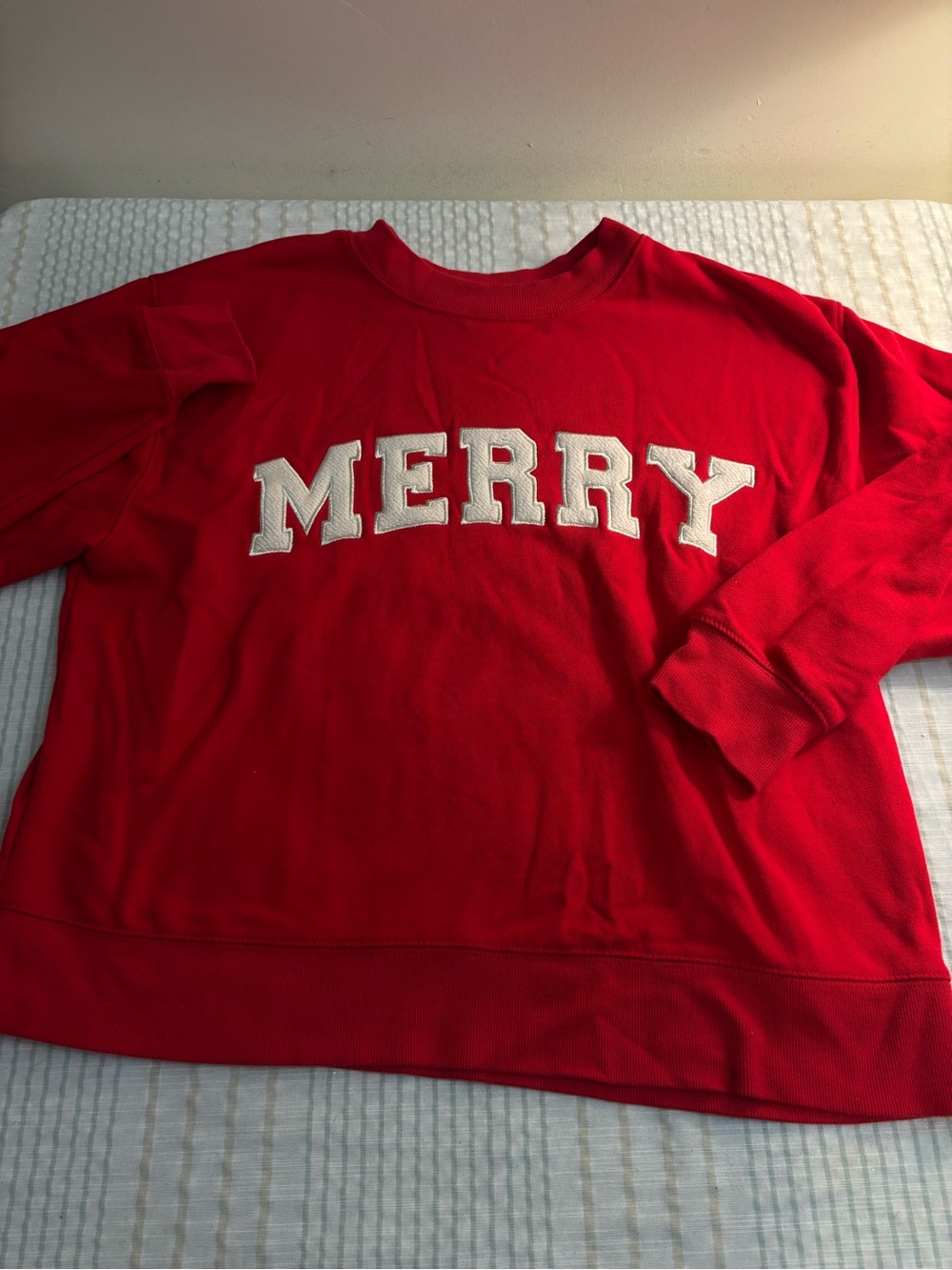 Universal Thread Red Crewneck Sweatshirt with White 'MERRY' Appliqué